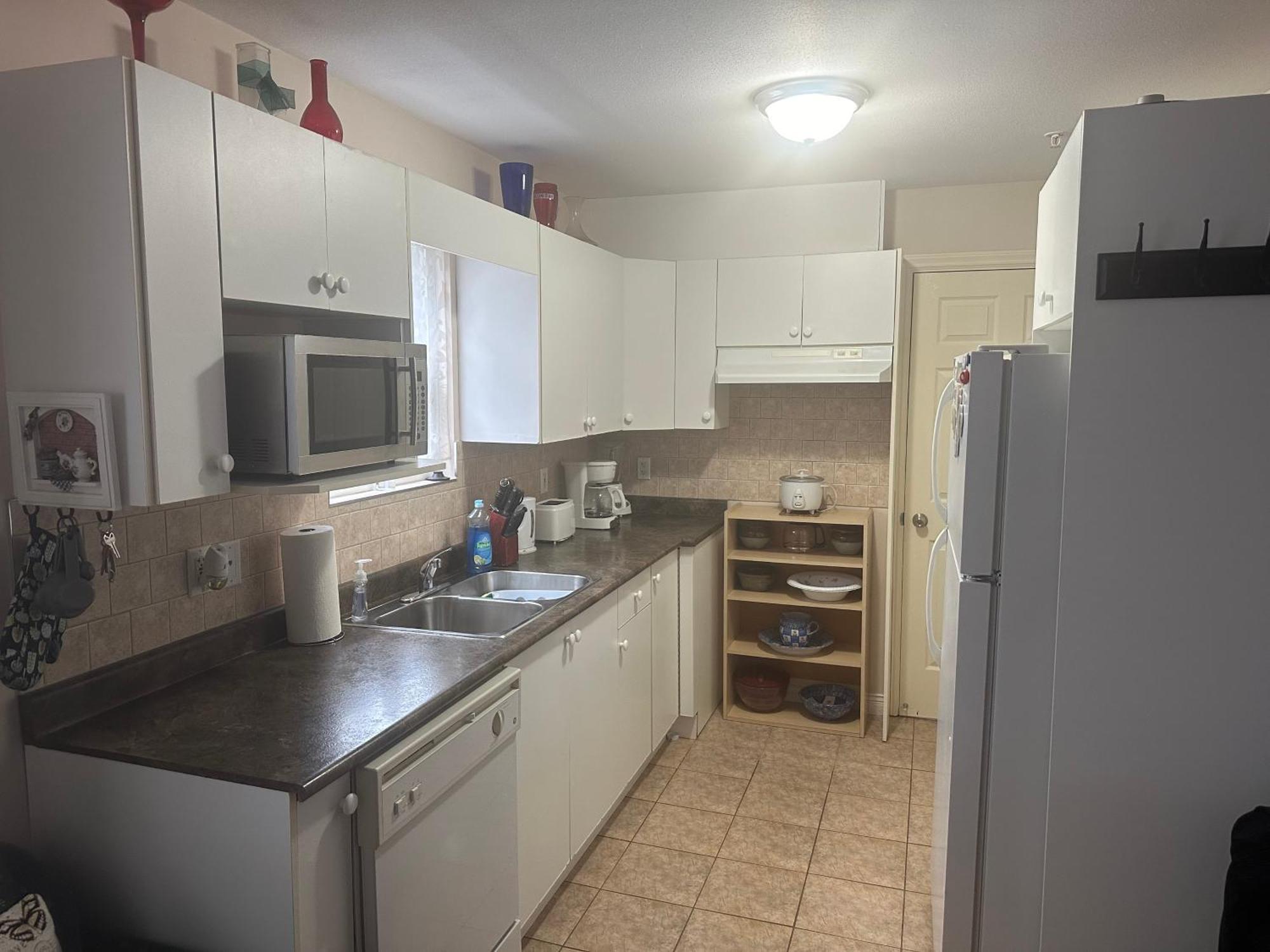 Clean And Quiet 2 Bdr 2 Bthr Private Entrance Entire Guests Suite Near Coquitlam Center Mall And Skytrain Exterior foto